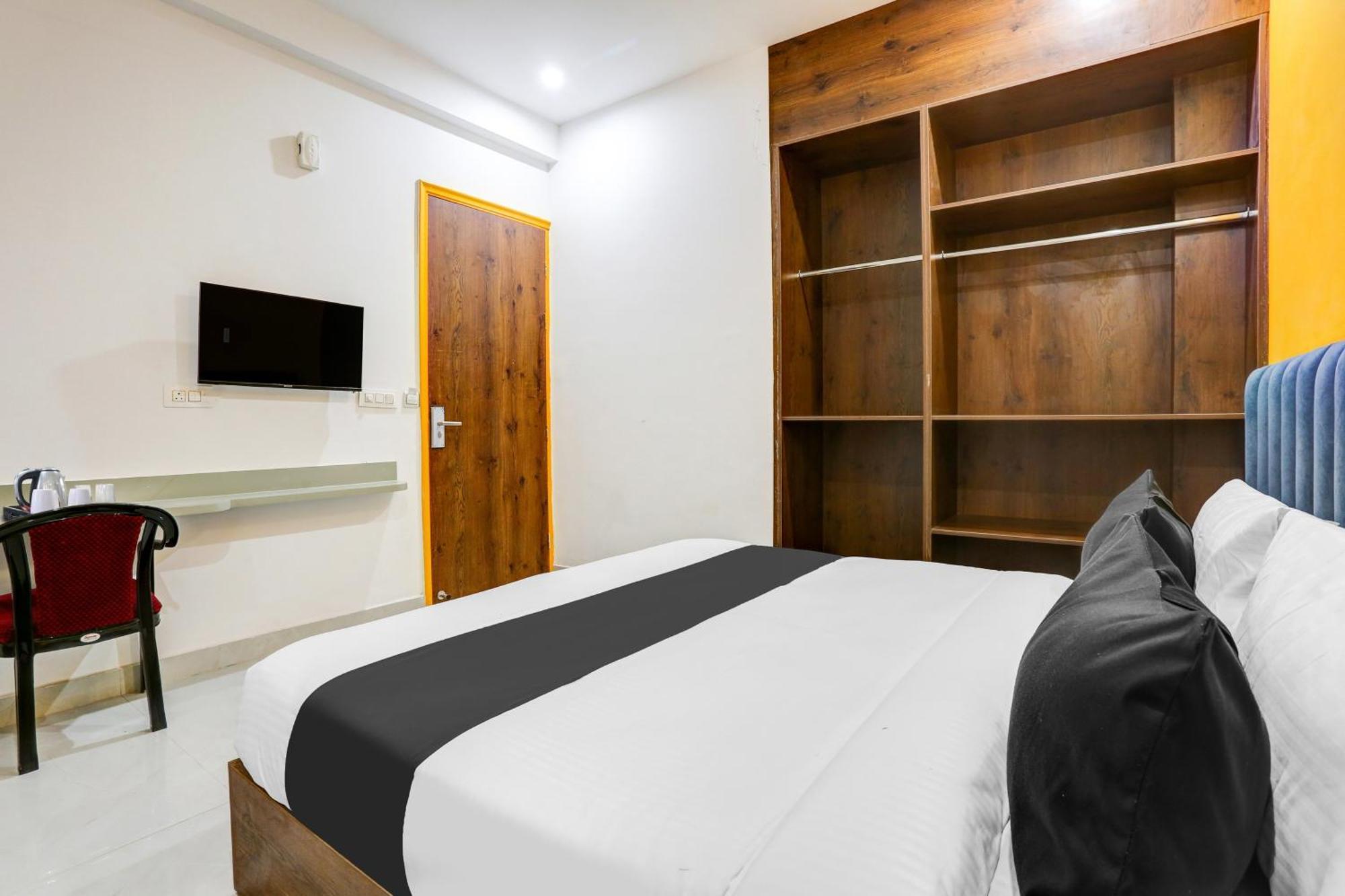 Super Townhouse Sector 69 Gurgaon Hotel Exterior photo