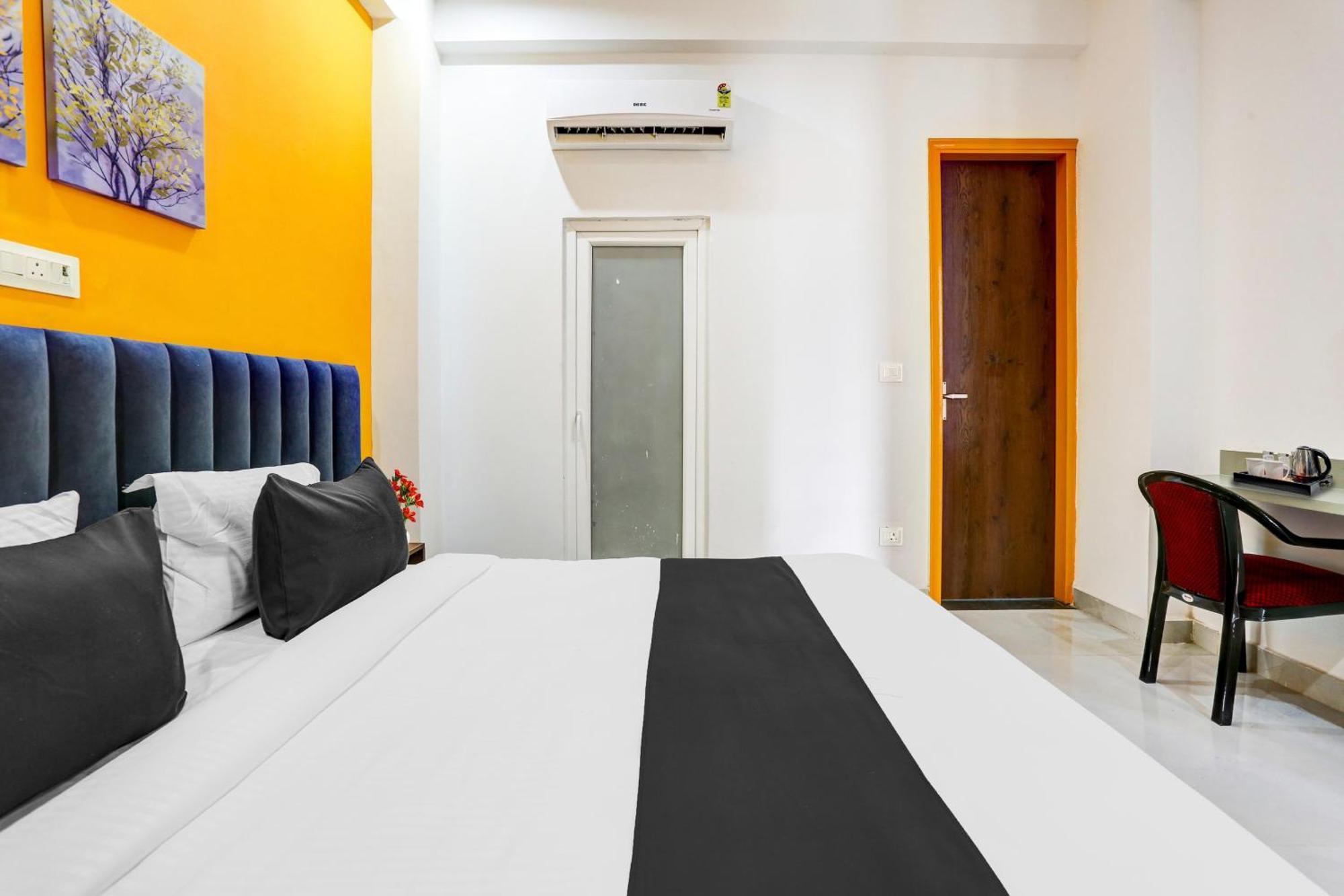 Super Townhouse Sector 69 Gurgaon Hotel Exterior photo